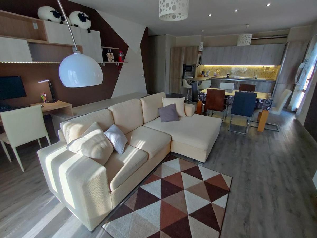 Appartamento Chentre En Ville - A 2 Passi Dal Centro - Parcheggio Gratuito - Cir-Vda-Aosta-0073 外观 照片