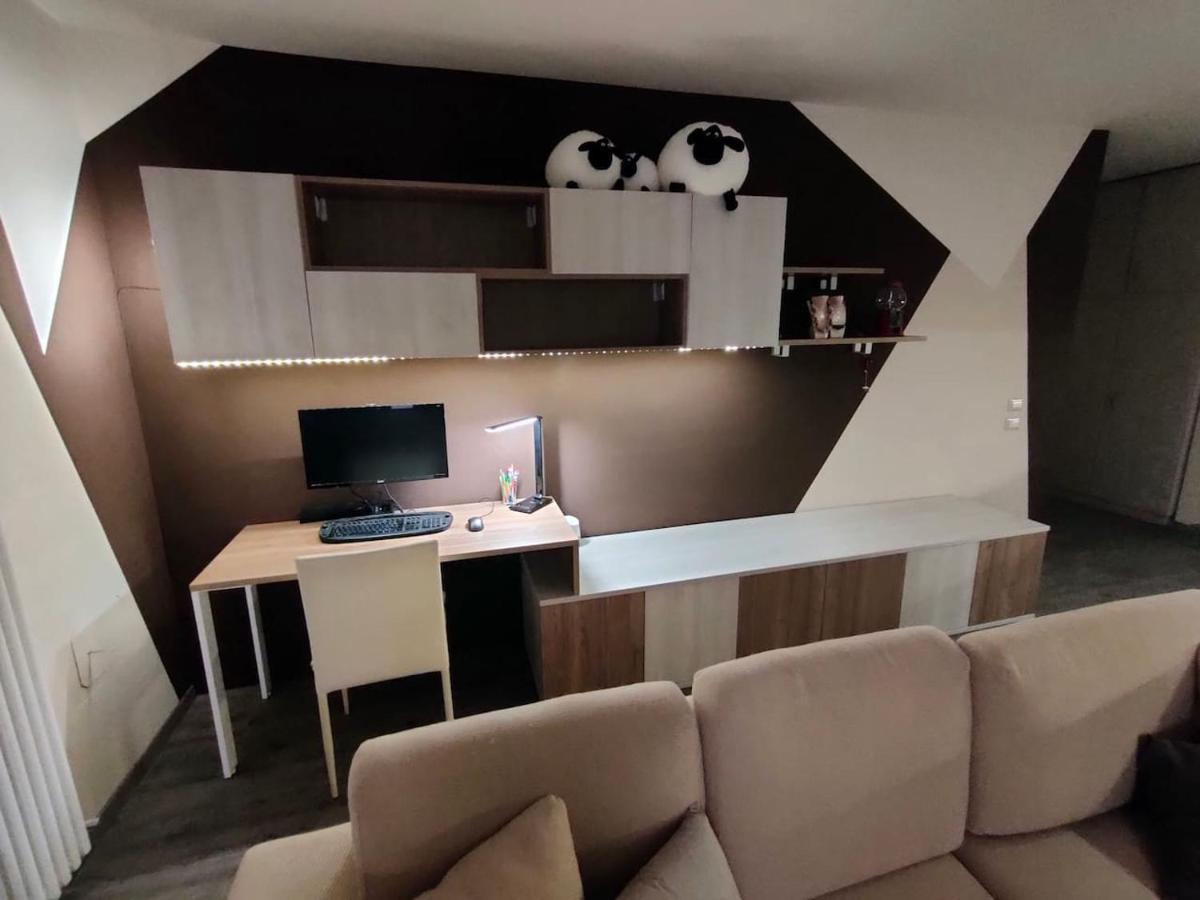 Appartamento Chentre En Ville - A 2 Passi Dal Centro - Parcheggio Gratuito - Cir-Vda-Aosta-0073 外观 照片