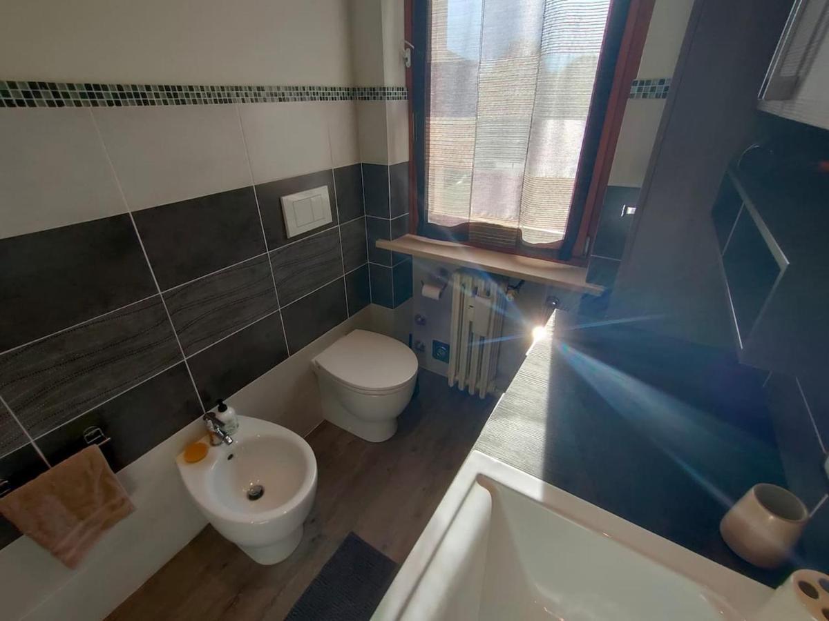 Appartamento Chentre En Ville - A 2 Passi Dal Centro - Parcheggio Gratuito - Cir-Vda-Aosta-0073 外观 照片
